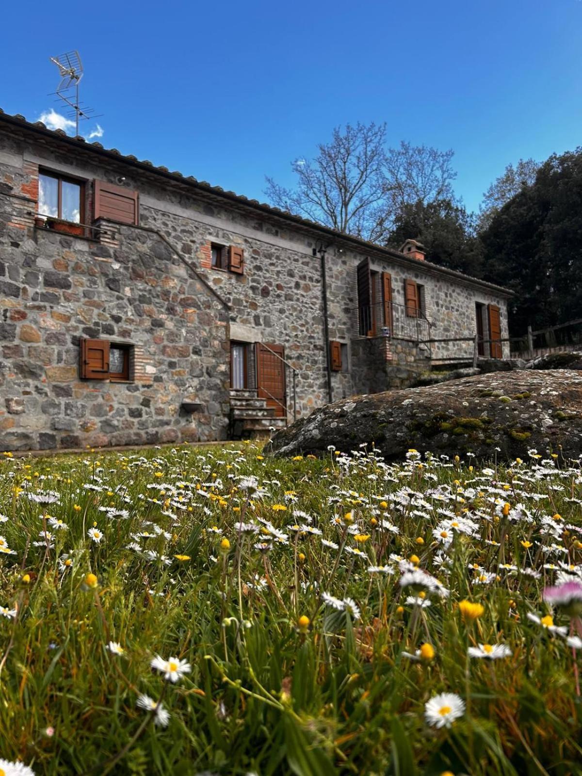 Casetta Di Ugolino Radicofani Exterior photo