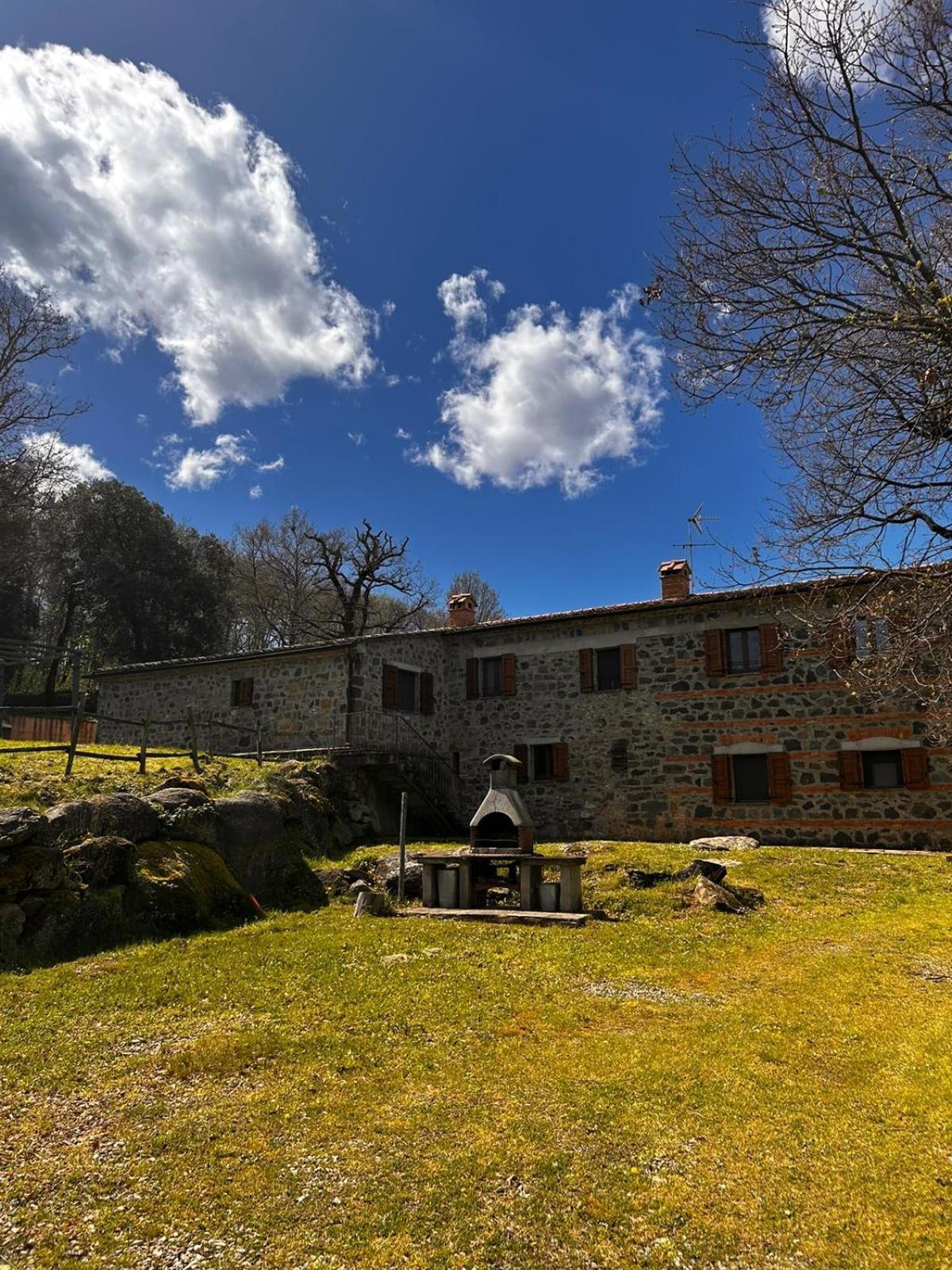 Casetta Di Ugolino Radicofani Exterior photo