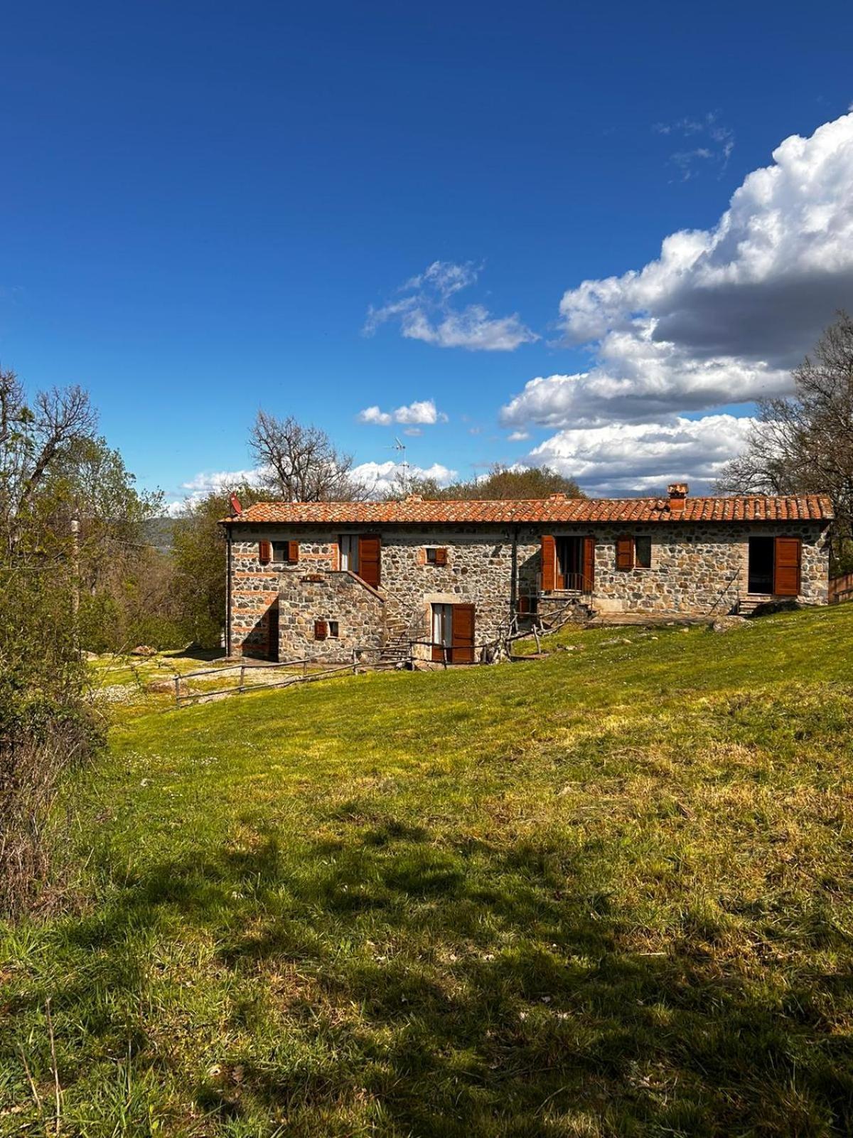 Casetta Di Ugolino Radicofani Exterior photo